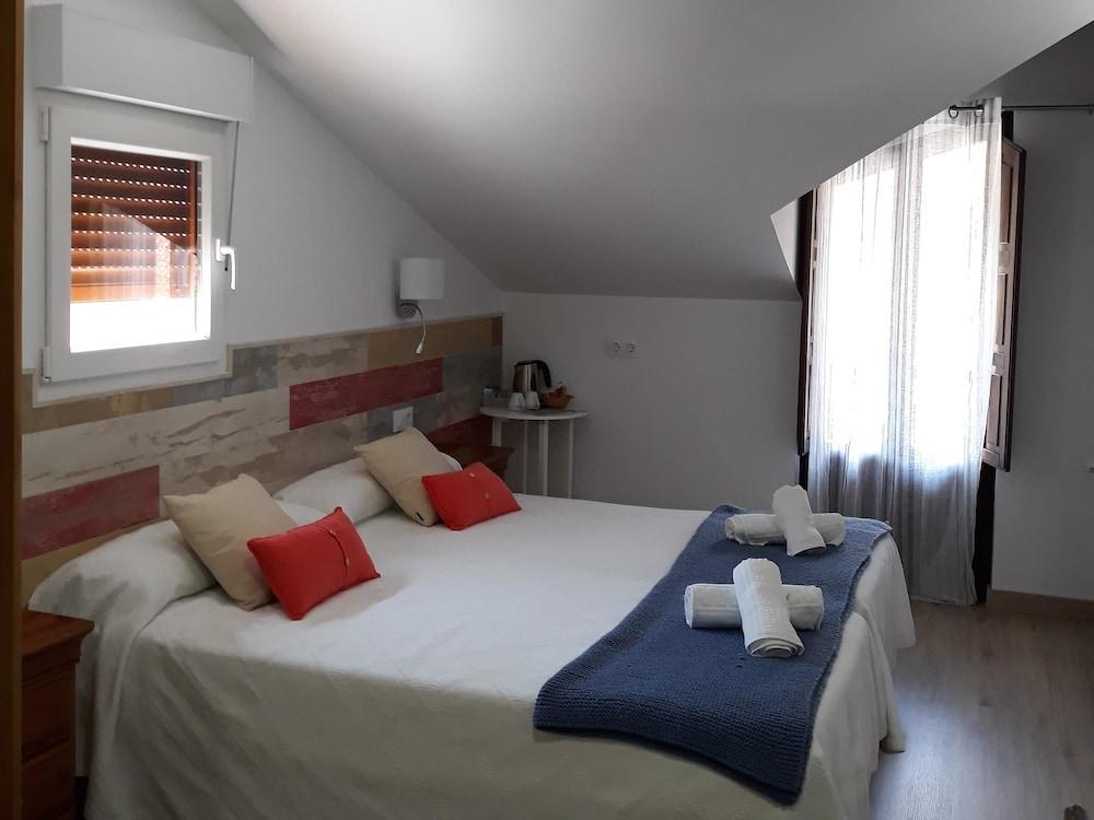 Hostal Nevandi Espinama Luaran gambar